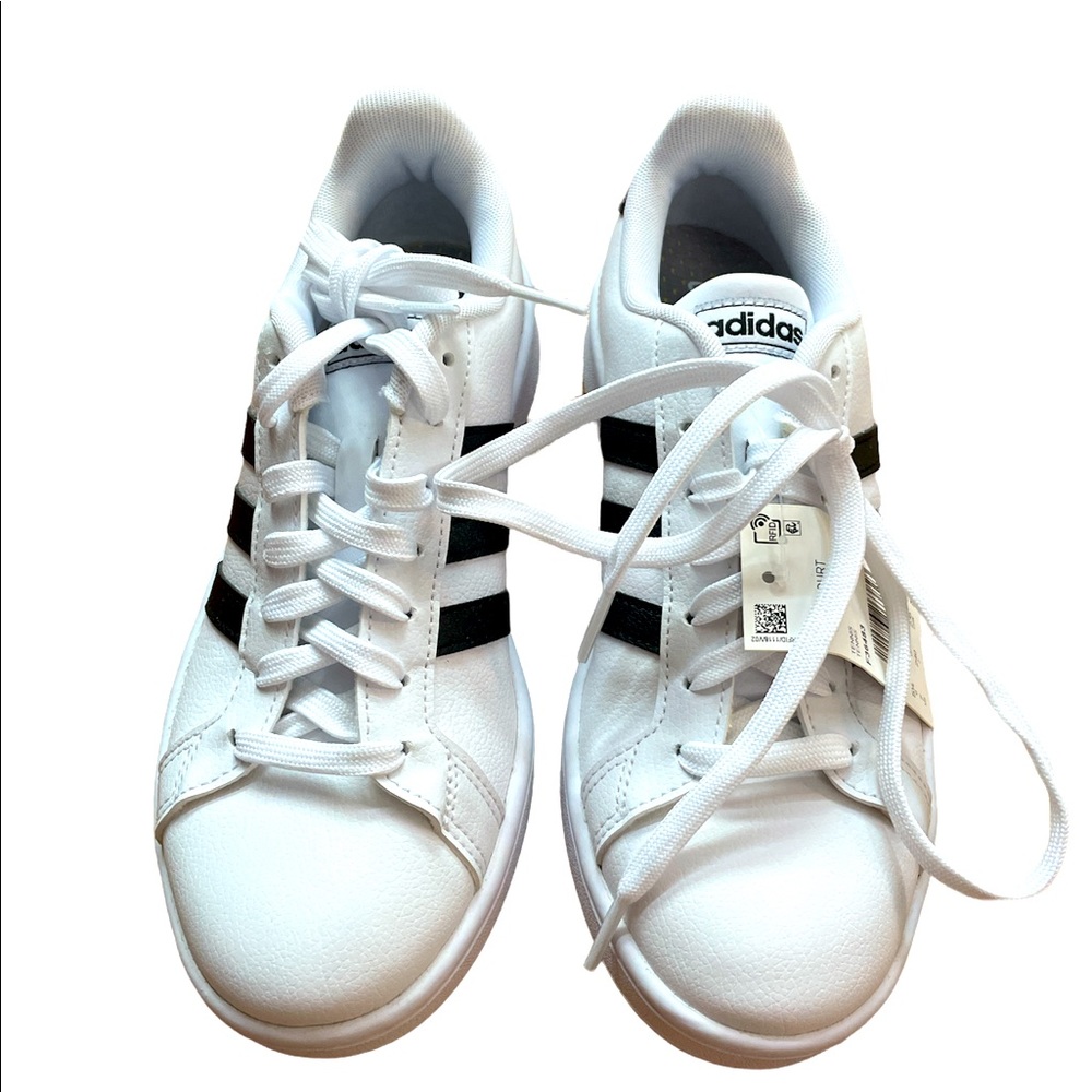 Adidas Cloud Foam Grand Court Sneakers / NWT